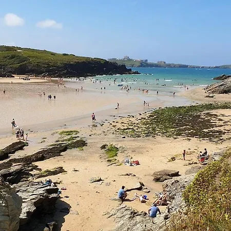 7 Cliff Edge * New Quay