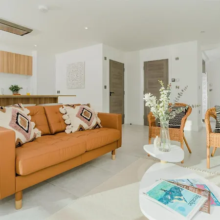 Apartment 7 Cliff Edge New Quay